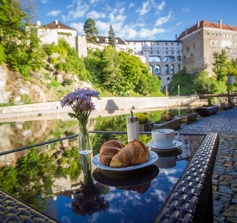 Garni Hotel Castle Bridge Cesky Krumlov Exterior photo